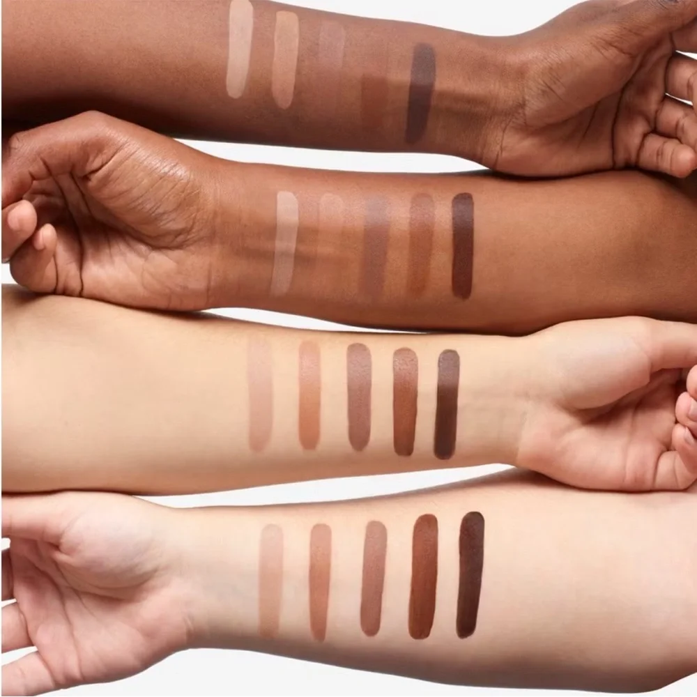 Glossier Sheer Cloud Paint Cheek Color Seamless Bronzer - Sail